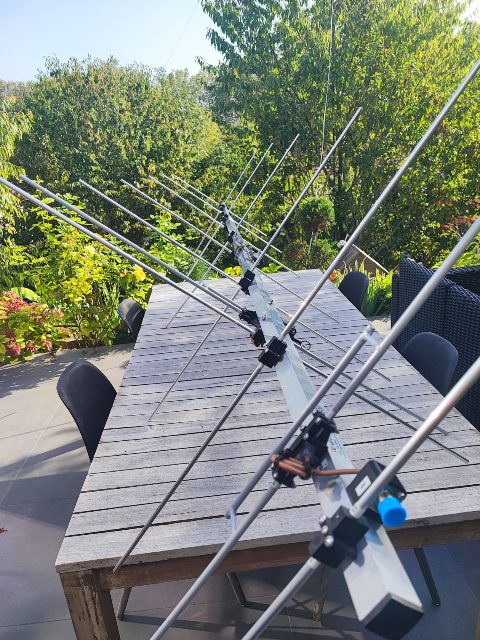 Build, October 2023: a crossed Yagi assembled on the terrace table